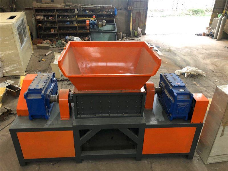 雙軸、四軸剪切式破碎機(jī)